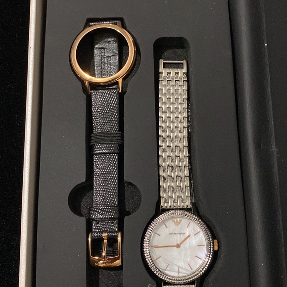 Emporio Armani Watch - Picture 3 of 4